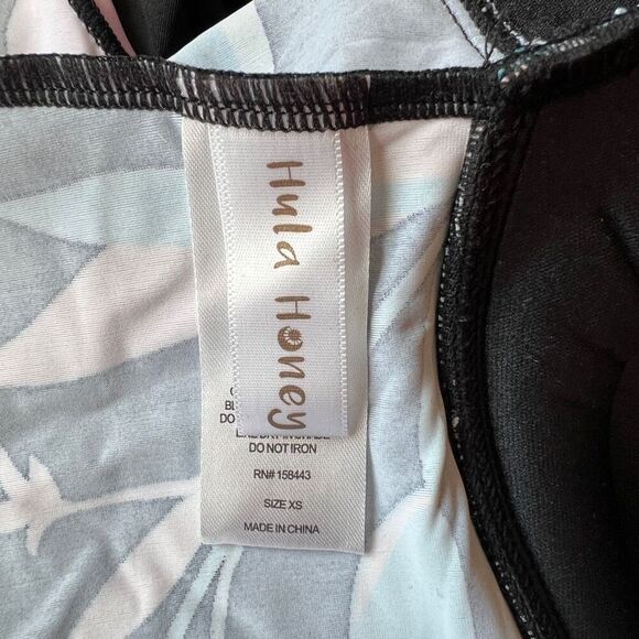 Hula Honey Floral Plunge Tankini Swim Top Black Size XS Juniors NWT - Picture 10 of 12